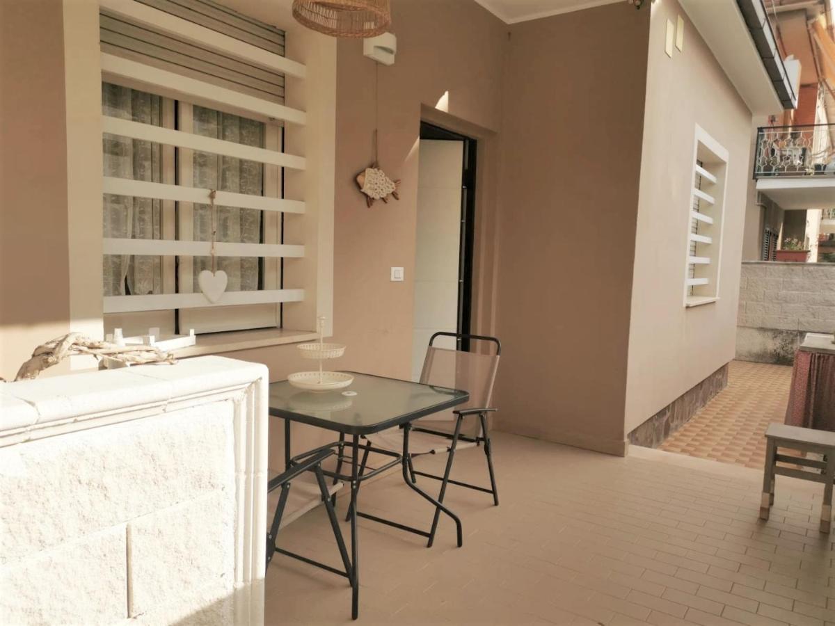 Casa Giulia a 500 mt dal mare Villa Montesilvano Marina Esterno foto